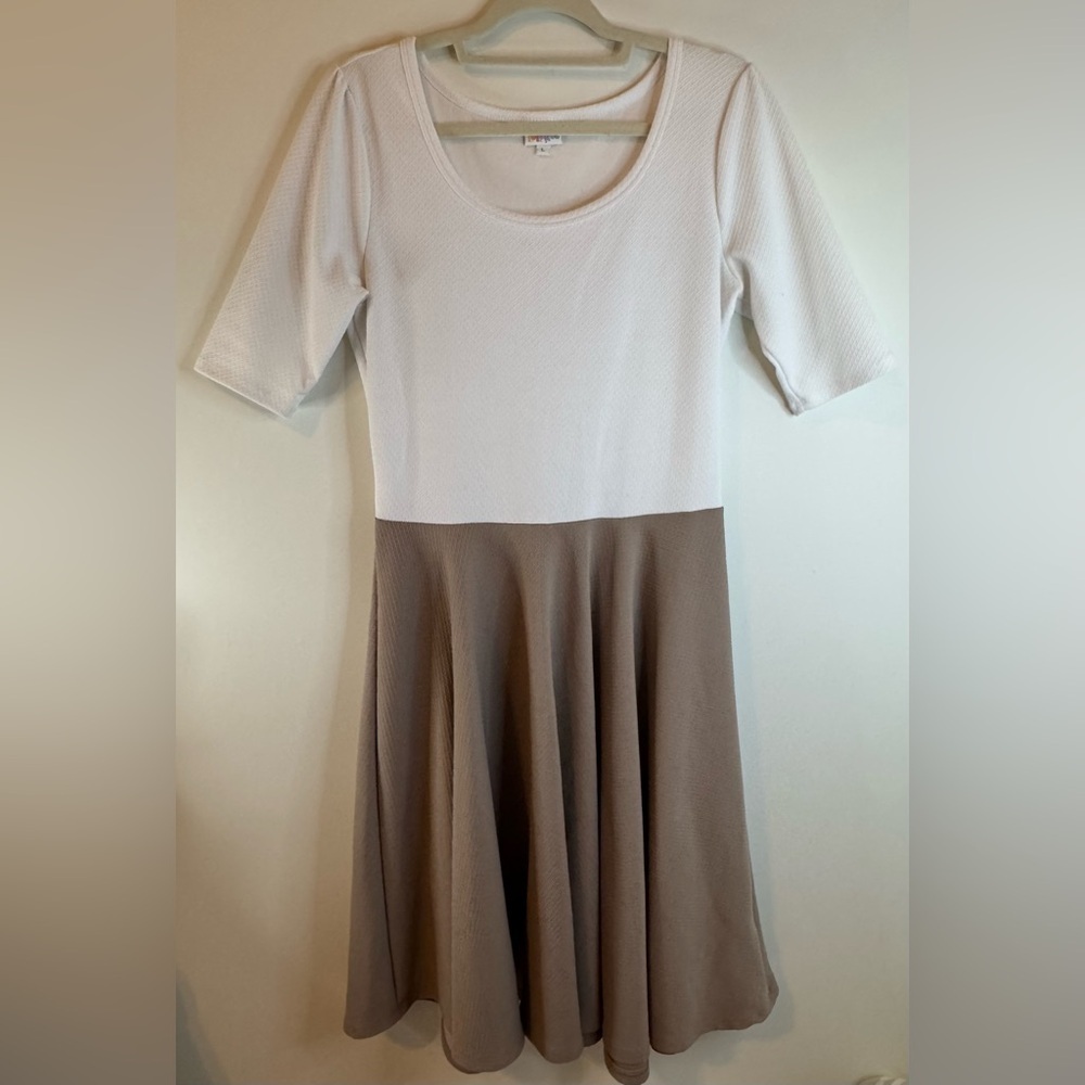LuLaRoe Women’s Nicole Dress Short Sleeves With White Bodice & Taupe Skirt